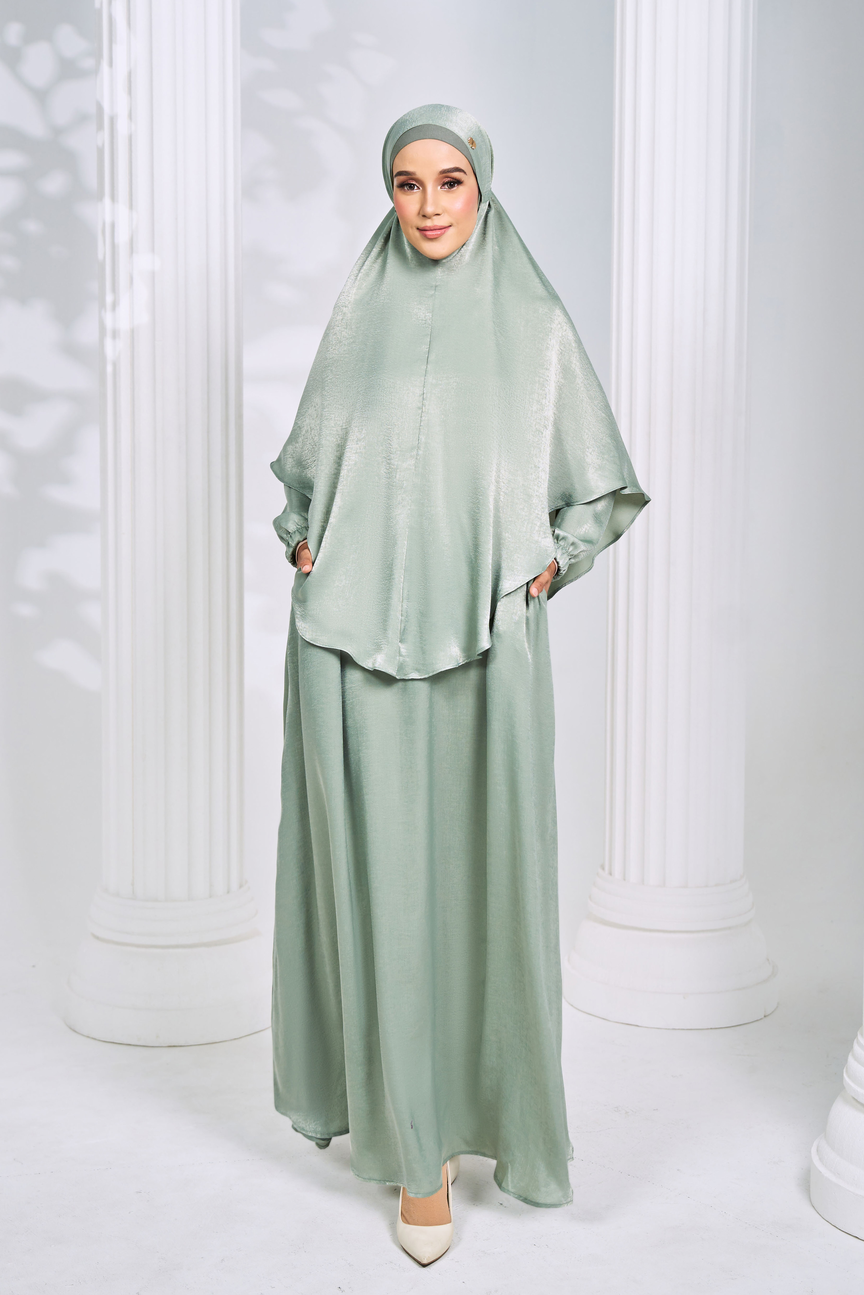 ZARIA SET in Dusty Green